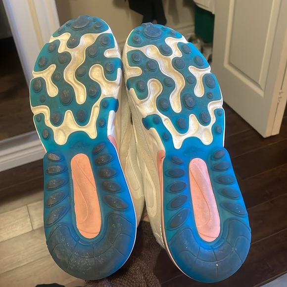 Nike Air Max 270 React summit white size 8 - Picture 9 of 10